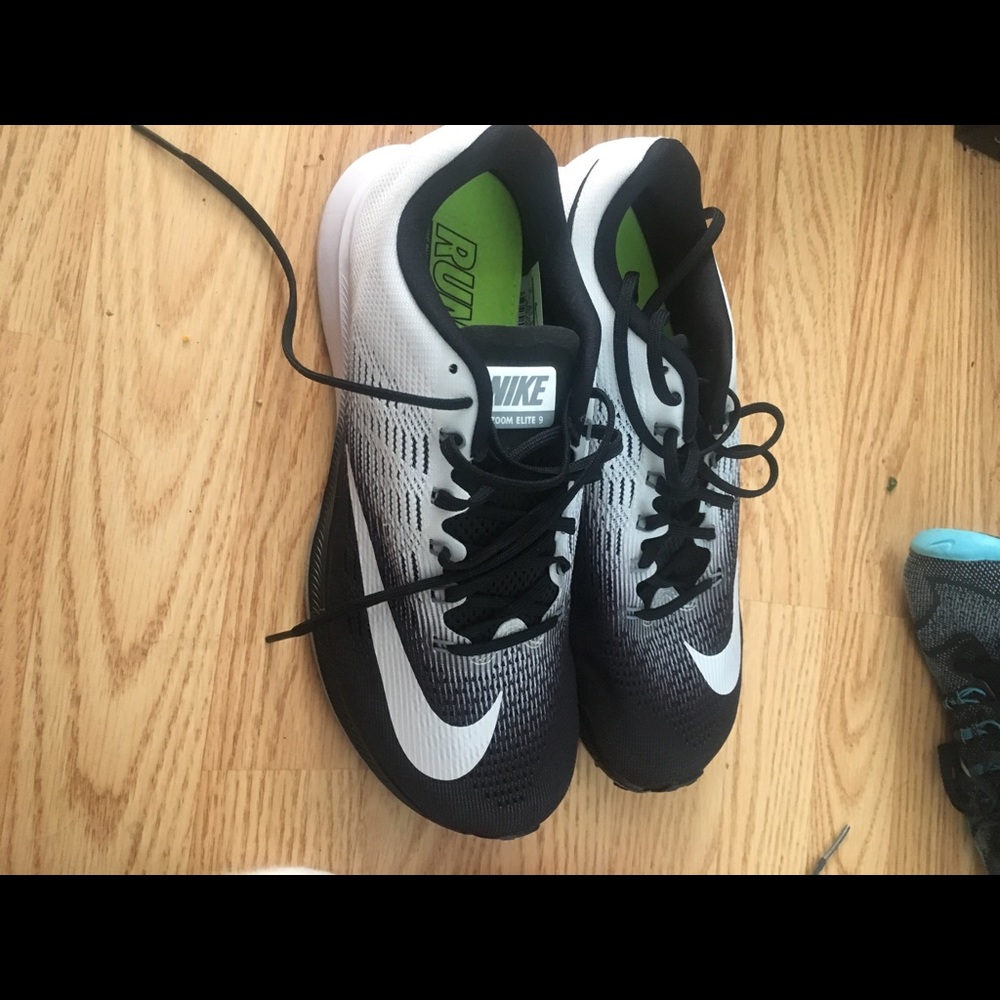 Nike Zoom Elite 9 running shoes W9.5